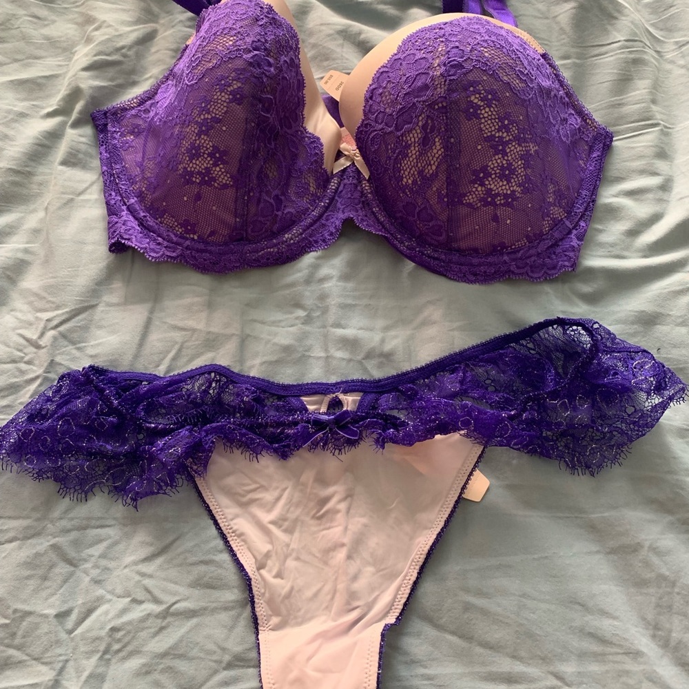 NWT 36DD Bra and Thong